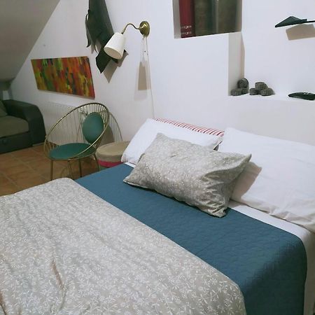 Ferienwohnung Una Parada A L'Anoia En Apartamento Compartido Capellades Exterior foto
